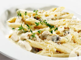 Φετουτσίνι με Κοτόπουλο και Σάλτσα λευκού κρασιού | Συνταγές για επαγγελματική κουζίνα | Ena Blog