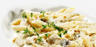 Φετουτσίνι με Κοτόπουλο και Σάλτσα λευκού κρασιού | Συνταγές για επαγγελματική κουζίνα | Ena Blog