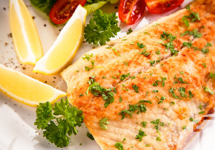 Φιλέτο Ψαριού Ψητό με Βούτυρο και Σκόρδο | Συνταγές για επαγγελματική κουζίνα | Ena Blog