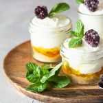 Λαχταριστά trifles με γιαούρτι και φρούτα. Μια ελαφριά και γευστική πρόταση, έτοιμη σε μερικά λεπτά | Ena Blog