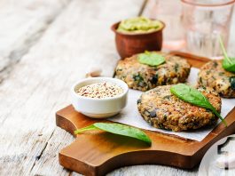 Θρεπτικά και νόστιμα μπιφτέκια με κινόα | Ena Blog