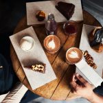 Καφετέρια και γλυκό. Το μυστικό μιας ισορροπημένης σχέσης | Ena Blog
