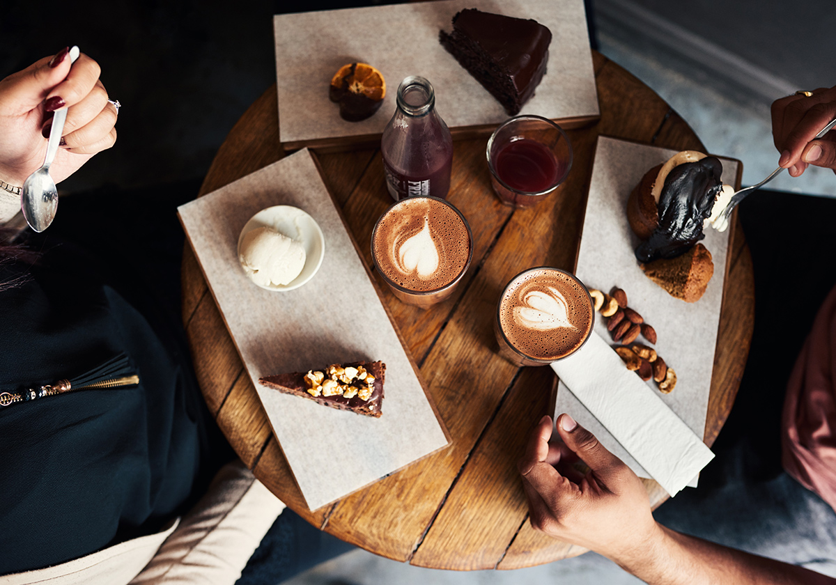 Καφετέρια και γλυκό. Το μυστικό μιας ισορροπημένης σχέσης | Ena Blog