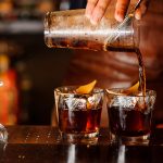 3 εορταστικά cocktails από παλαιωμένα whiskey | Ena Blog