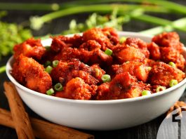 Τηγανητό κοτόπουλο με μπαχαρικά, κάρυ, σως σόγιας και κόκκινων φασολιών: Μια πρωτότυπη συνταγή ακόμα και για delivery | Ena Blog