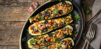 Κολοκυθάκια γεμιστά με λαχανικά, ελιές και τυρί | Ena Blog
