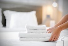 Μικρά μυστικά για γρήγορο και αποτελεσματικό καθαρισμό των δωματίων του ξενοδοχείου σας | ENA Blog