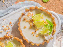 Vegan τάρτα με lime και τριμμένη καρύδα | ENA Blog