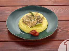 Χοιρινό Σοφρίτο, μια κερκυραϊκή πρόταση που ταιριάζει και σε κάθε πολυεθνικό μενού | ENA Blog