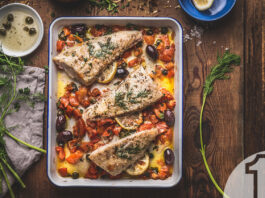 Μπακαλιάρος πλακί με ελιές | ENA Blog