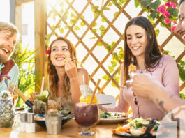 5 καλοκαιρινές συμβουλές για να προσελκύσετε νέους πελάτες και να αυξήσετε τις πωλήσεις του εστιατορίου/μπαρ σας